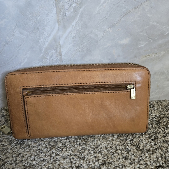 Fossil Tan Leather Women's Wallet - Picture 3 of 11